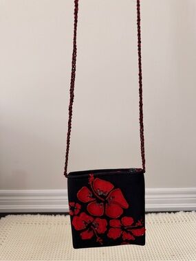 Tropical Tantrum Beaded Floral Purse
